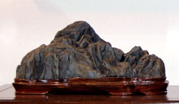 Suiseki, el arte japonés de contemplar piedras