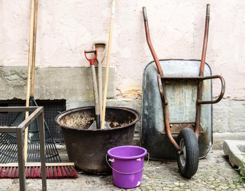 Conjunto de herramientas básicas de jardinería