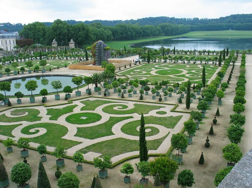 Parterres y perspectiva de los jardines de Versalles